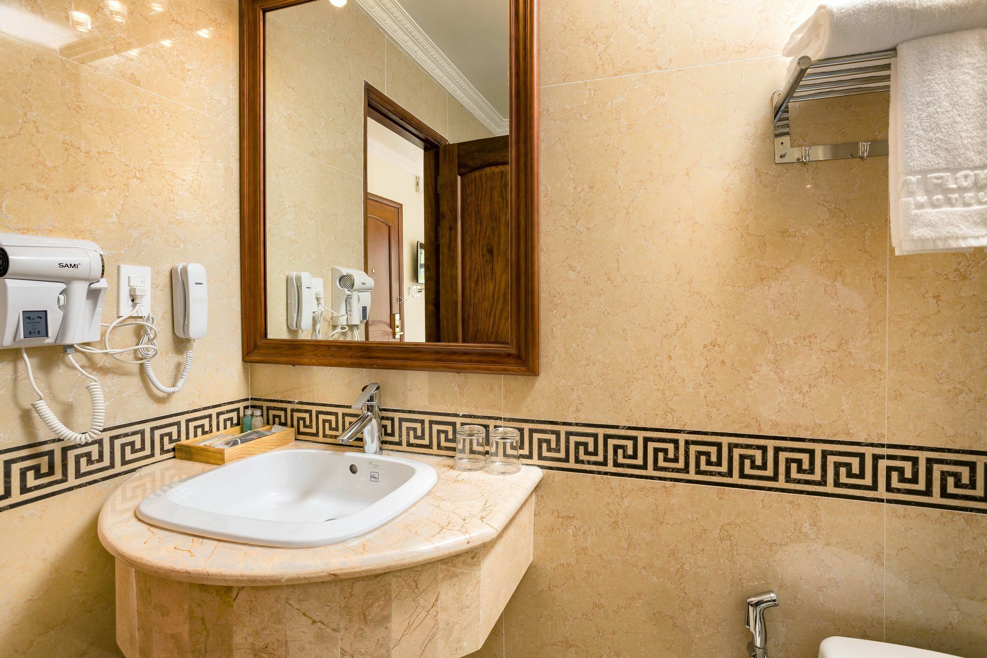 Lam Anh Luxury Hotel Dalat Luaran gambar